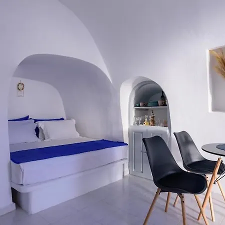 Сasa de vacaciones Domestic Cave House In Oia Santorini