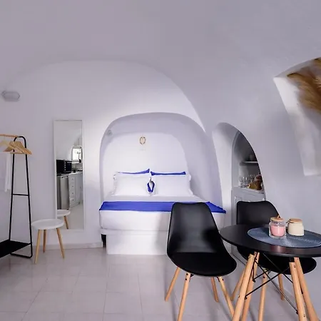 Сasa de vacaciones Domestic Cave House In Oia Santorini