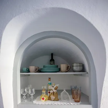 Semesterbostad Domestic Cave House In Oia Santorini *